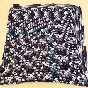 Vintage Crochet Blanket Blue Flower Design 5 x 4 feet